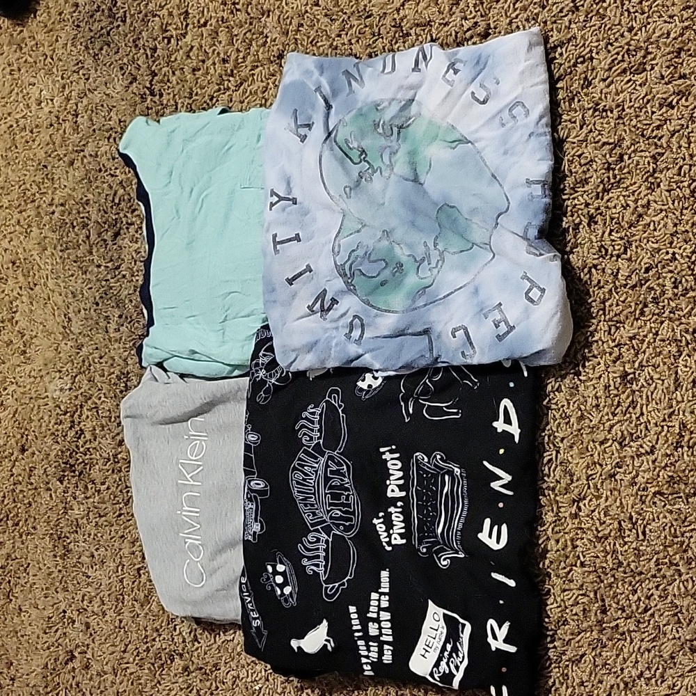 4 Large T-Shirt